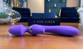Vesta Ã¢â‚¬â€œ Dual-Head Magic Wand Vibrator, Dildo - Purple