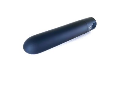 Eos Ã¢â‚¬â€œ an extremely powerful small bullet vibrator with a warming feature - Black